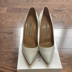 Manolo Blahnik BB105 White Kid Leather Heels 37